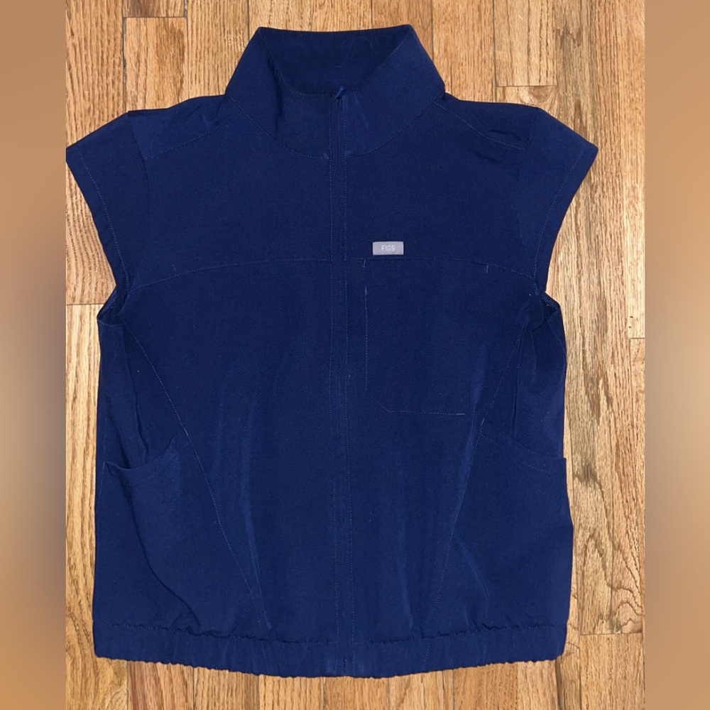 Figs Navy Lomita Full Zip Scrub Top